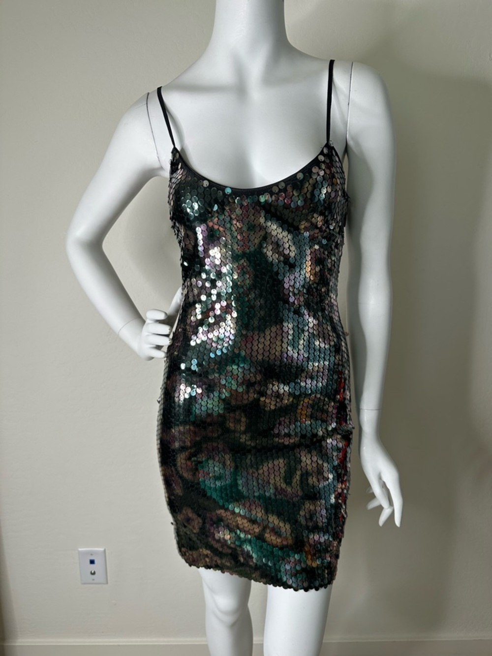 BEBE BLACK GREEN SEQUIN MINI DRESS SZ S